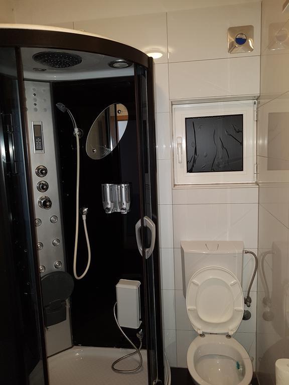 Apartman 4 Kilometar To City Centar Split Exterior photo