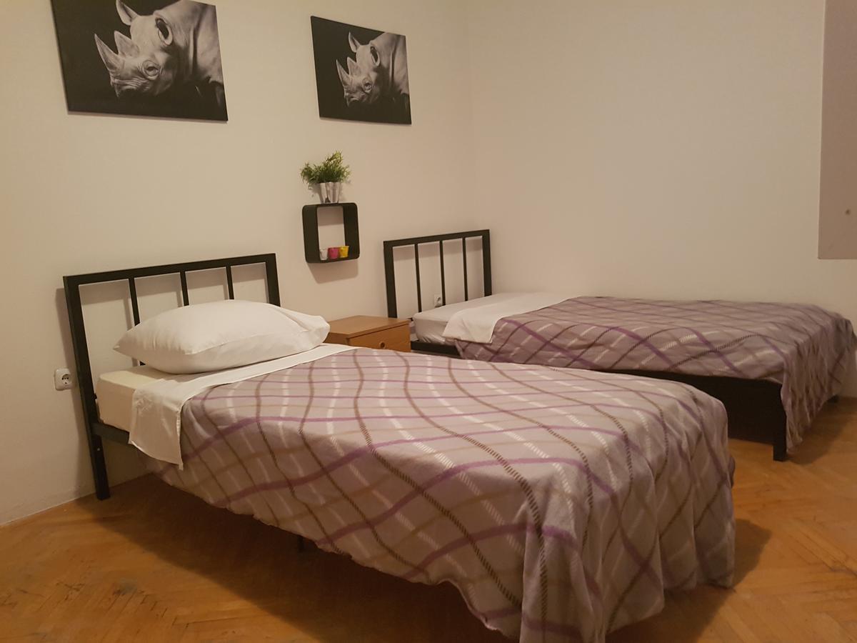 Apartman 4 Kilometar To City Centar Split Exterior photo
